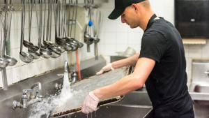 Dishwasher jobs in Canada for foreigners