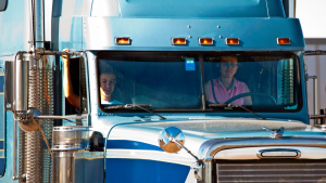 Long haul truck driver jobs in Canada for foreigners